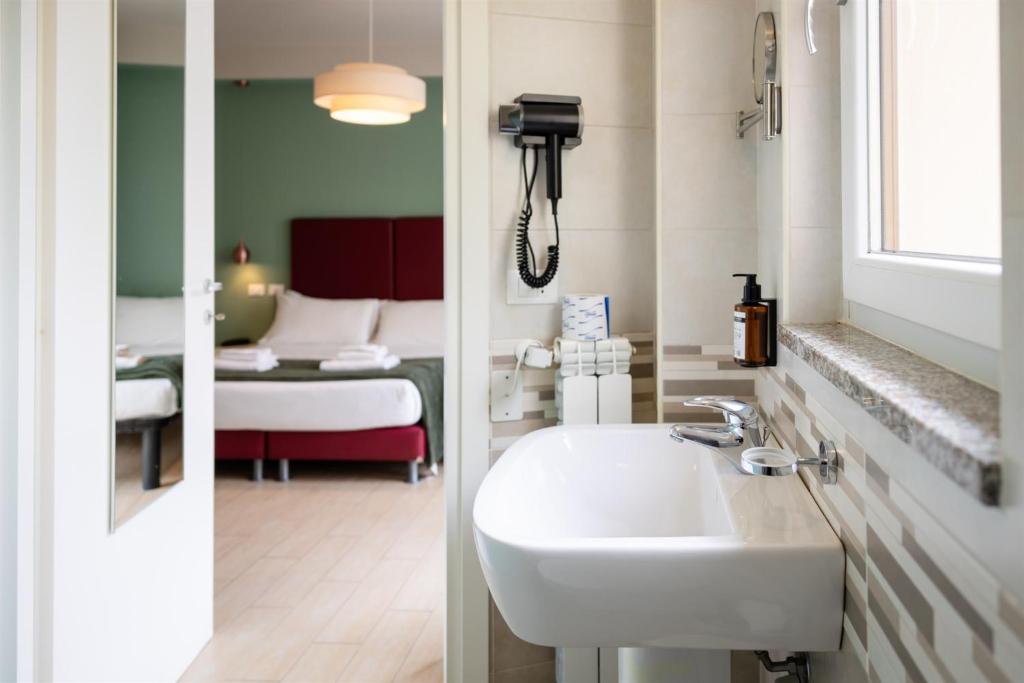 Hotel RossoVino Como — camere — foto 13